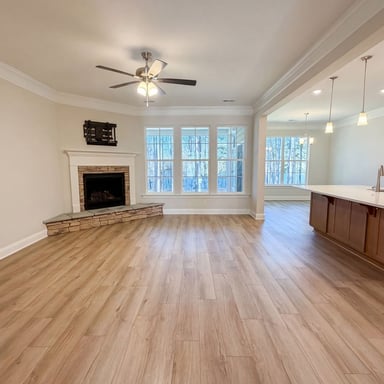 Property photo 3 of 360 Autumn Pond Dr