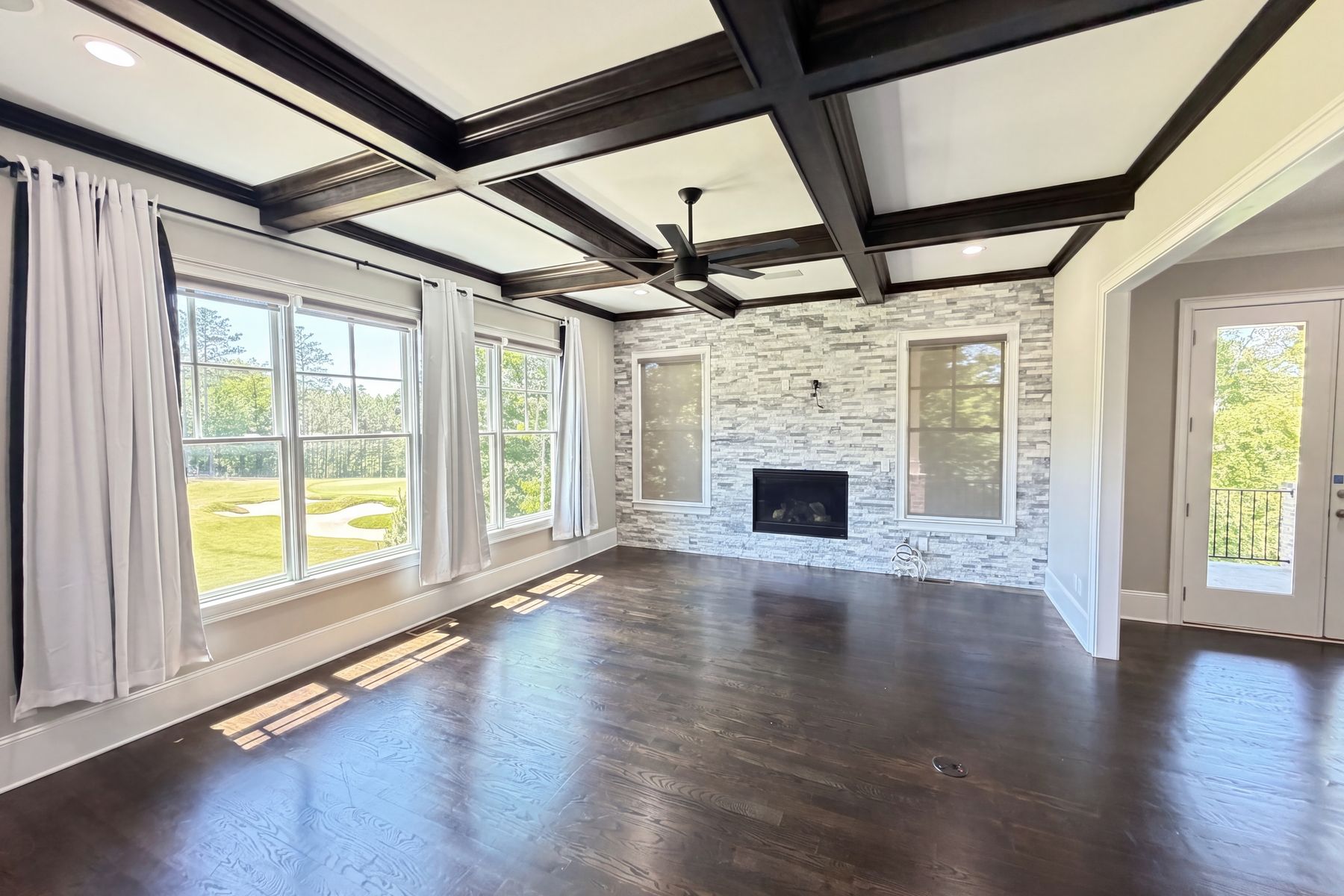 Property photo 3 of 500 Founders Dr E