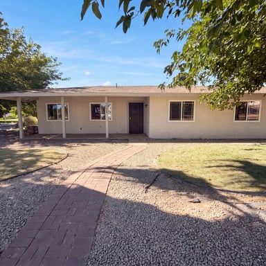 Property photo 1 of 14729 Hartford Ln