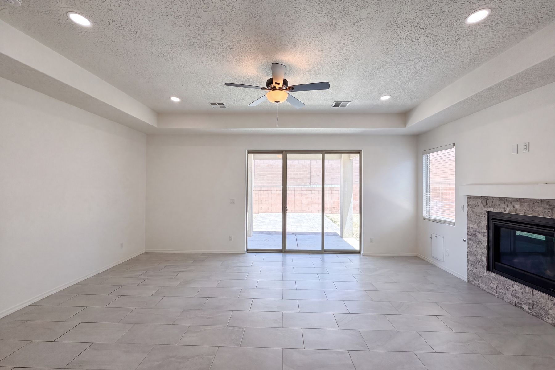 Property photo 3 of 2032 Lobo Trot Ct SE