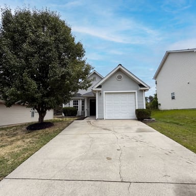 Property photo 1 of 1841 Mission Oaks St