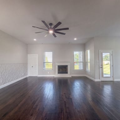 Property photo 3 of 1208 Redbud St