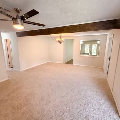 Property photo 3 of 10502 Bessemer St