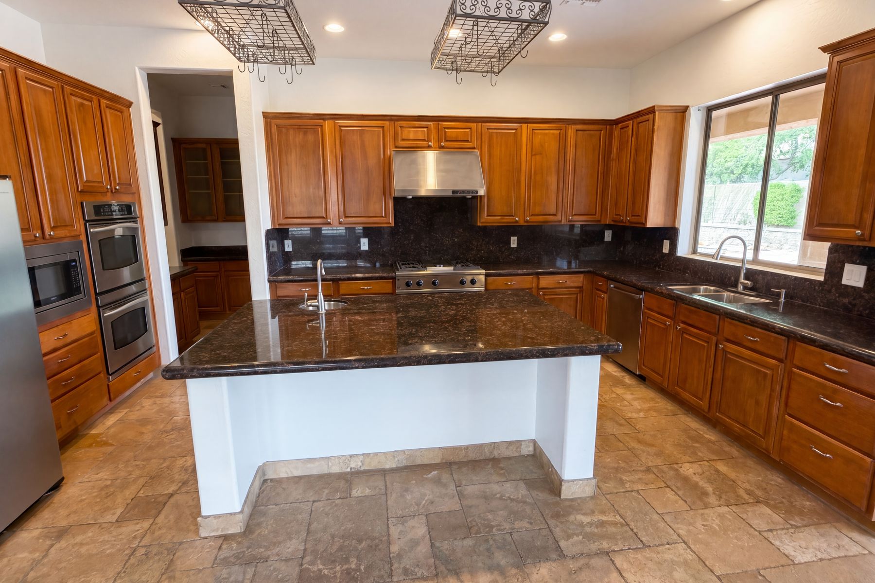 Photo 2 of 49 of 40003 N Majesty Trl, Anthem, AZ