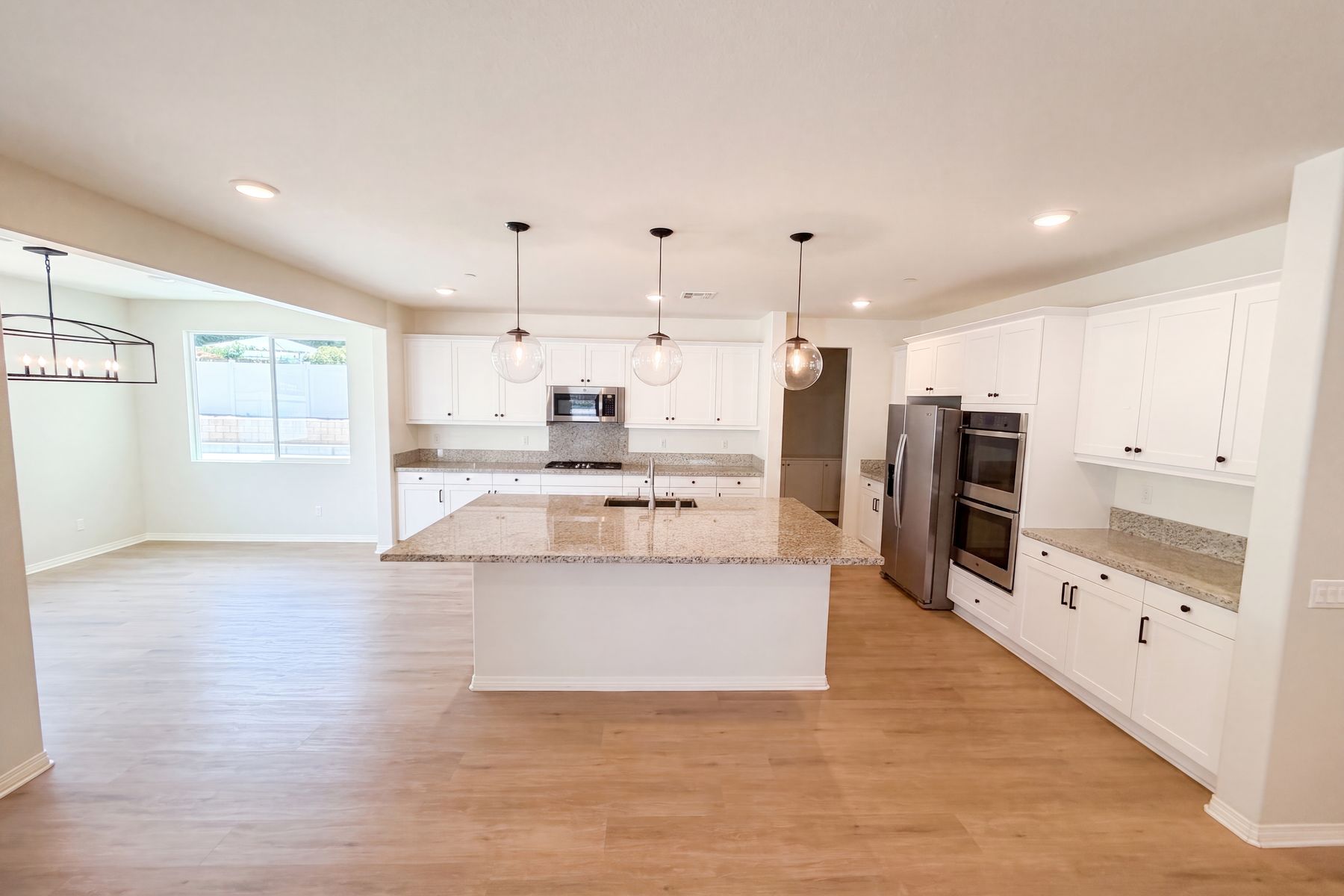 Photo 2 of 37 of 6593 Zion Way, Jurupa Valley, CA