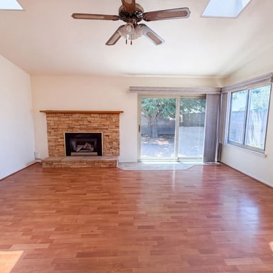 Property photo 3 of 6908 Welton Dr NE