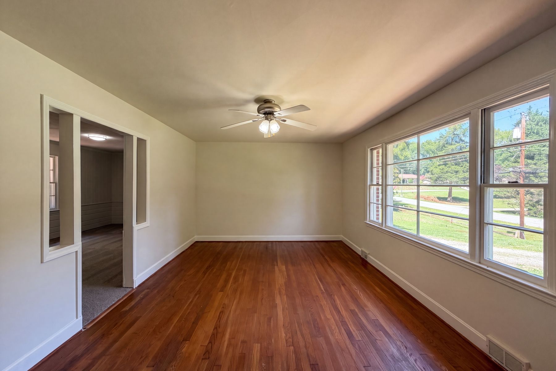 Property photo 3 of 5150 Williamsburg Rd