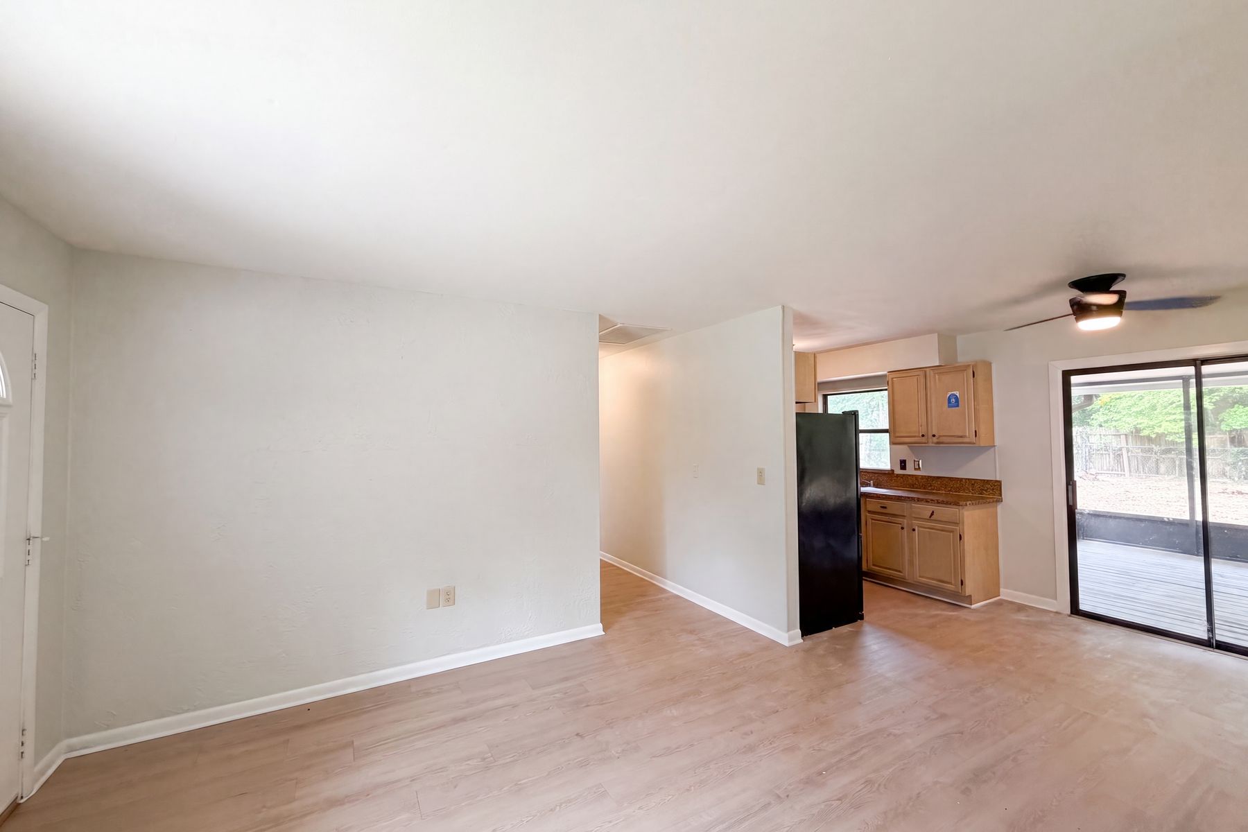 Property photo 3 of 2630 SE 8th Ave