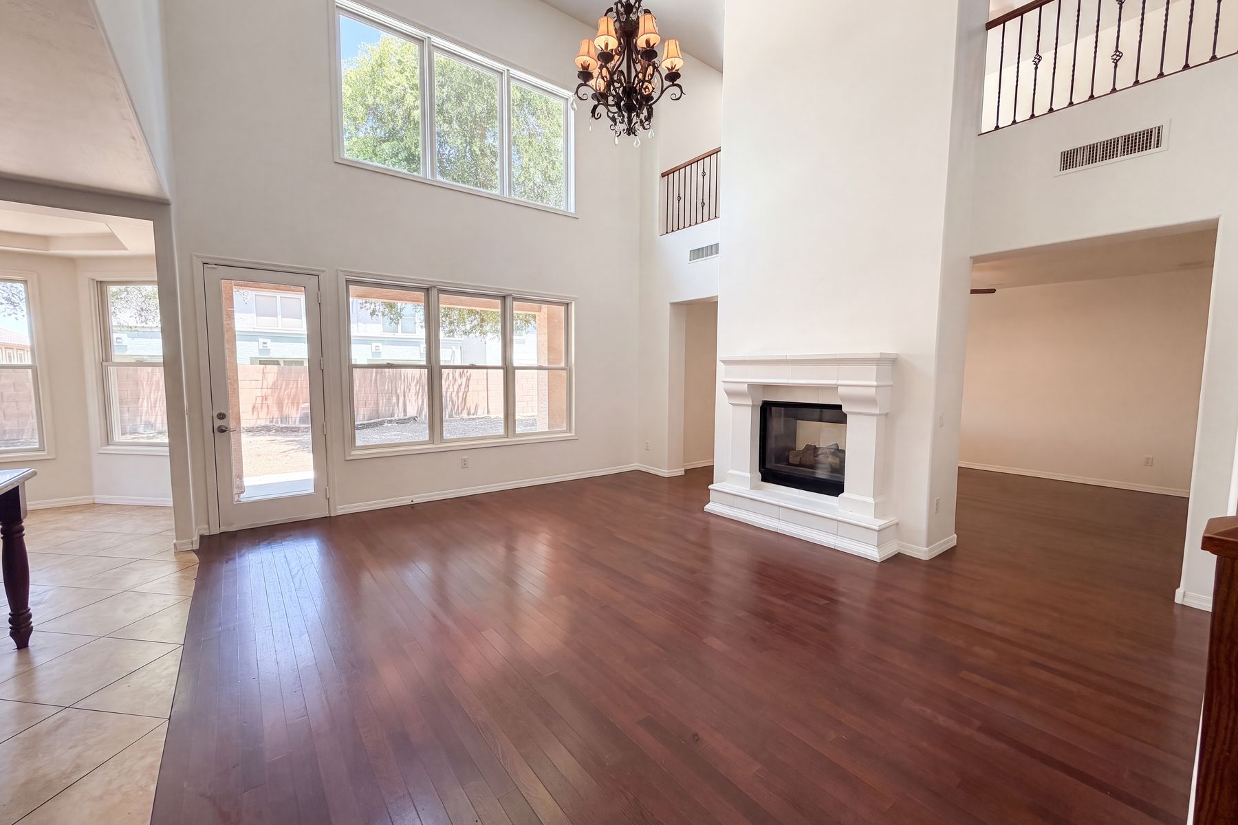 Property photo 3 of 4118 W Saint Anne Ave