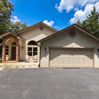 Property photo 1 of 630 Rockhouse Rd