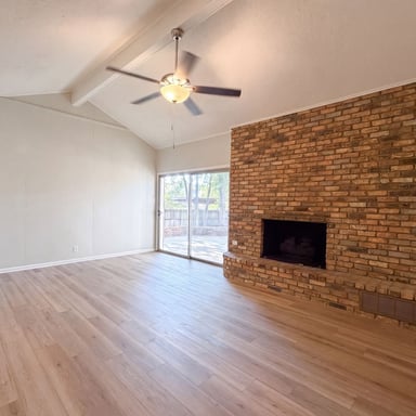 Property photo 3 of 813 Wheelwood Dr