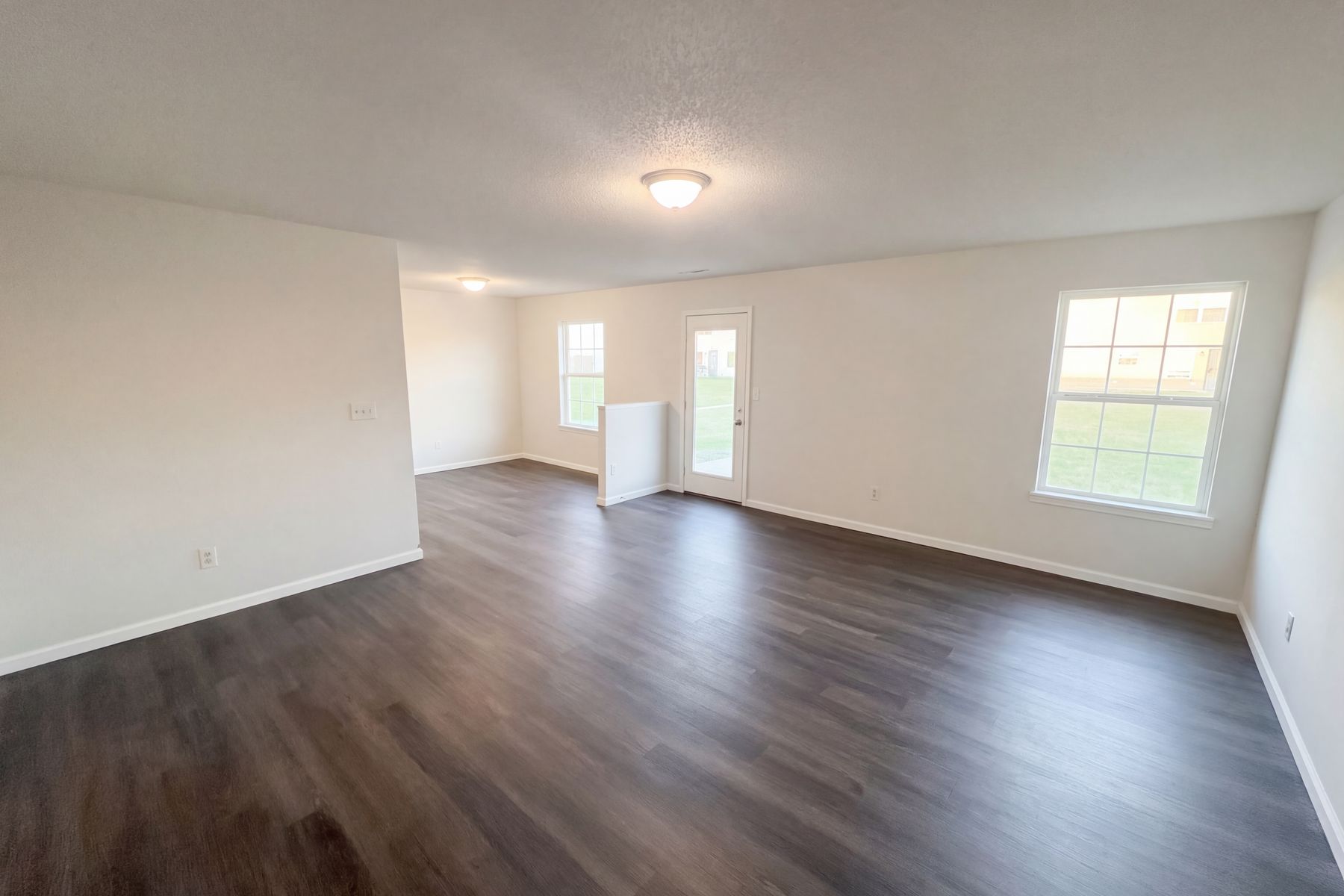 Property photo 3 of 6654 Hazelhatch Dr