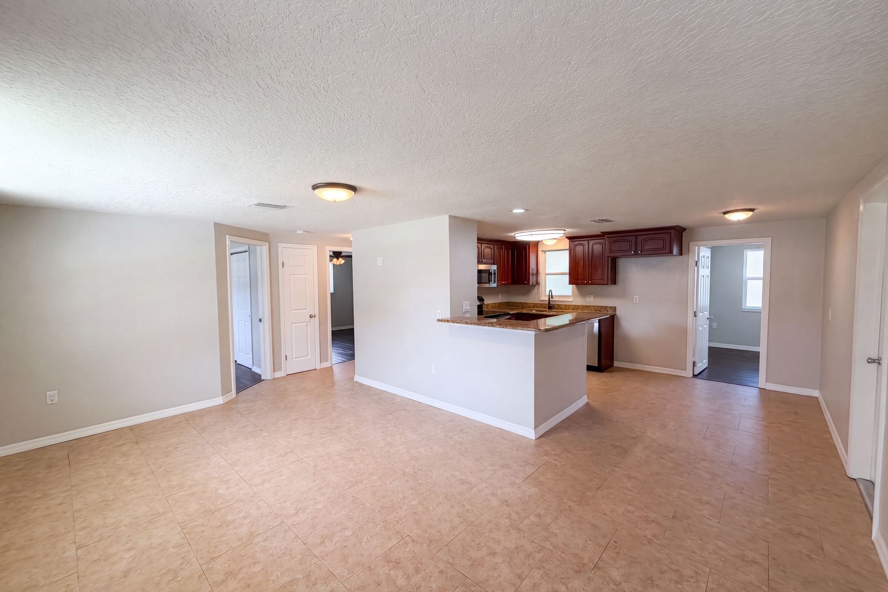 Property photo 3 of 7037 Green St