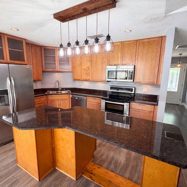 Property photo 2 of 4830 Dunbarton Dr