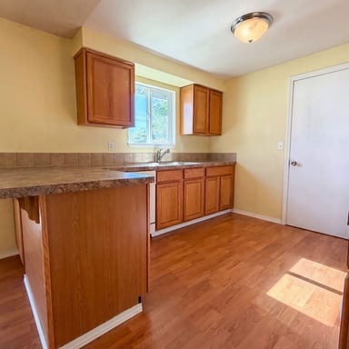 Property photo 2 of 5120 NE 139th Loop