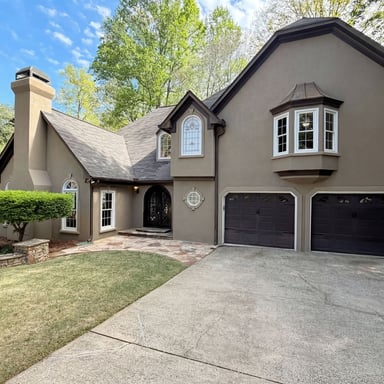 Property photo 1 of 984 Forest Pond Ct