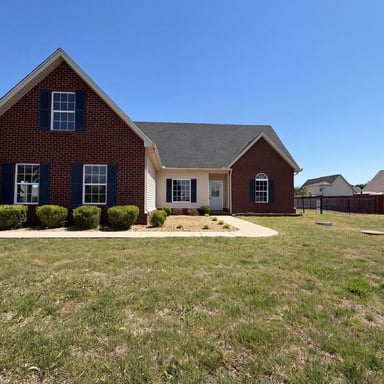 Property photo 1 of 425 Long Creek Dr