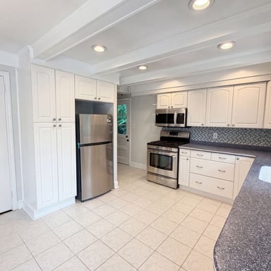 Property photo 2 of 63 Samson Ave