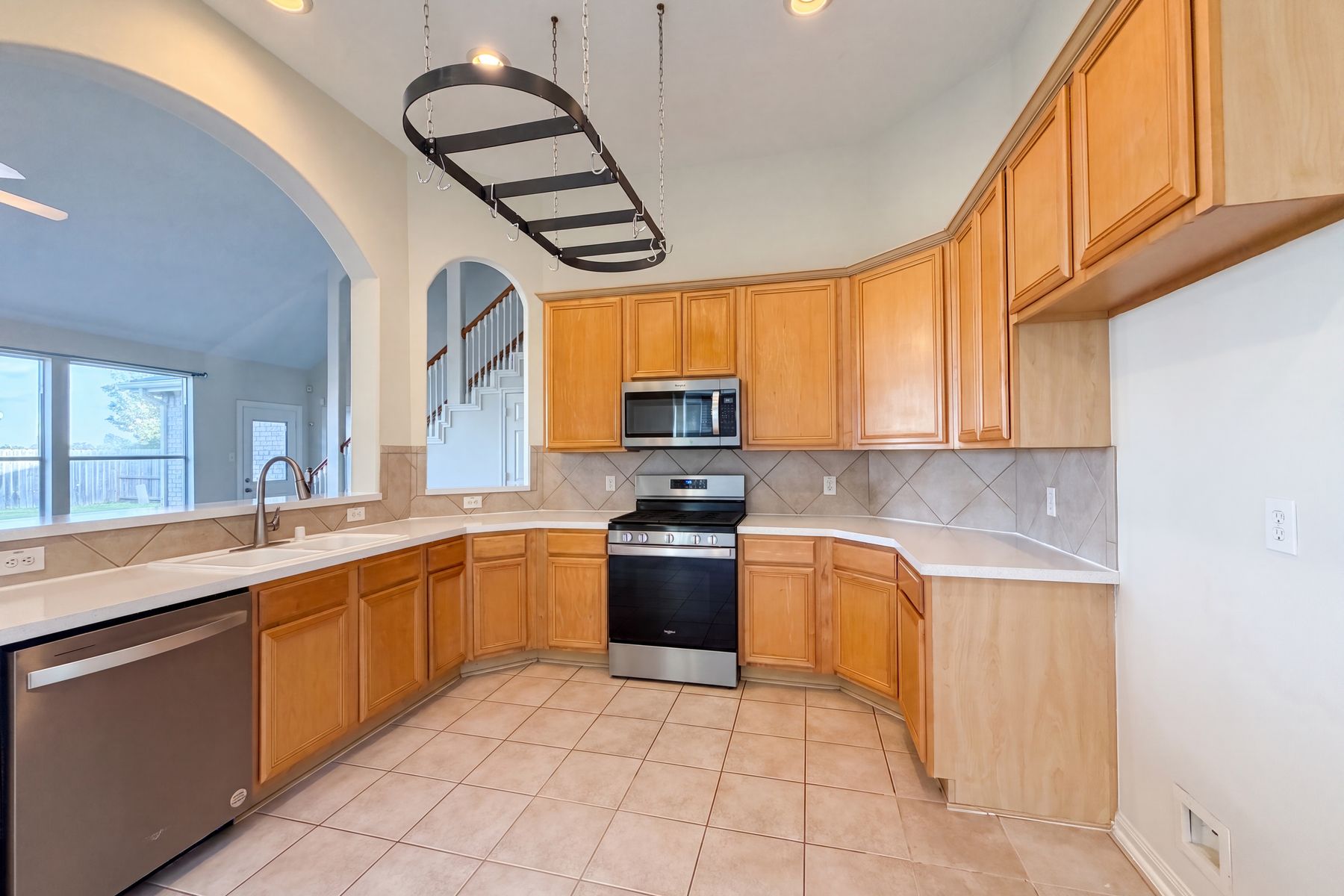 Photo 2 of 22 of 7914 Ingle Oak Dr, Houston, TX
