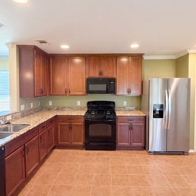 Property photo 2 of 7886 Whirlwind Dr