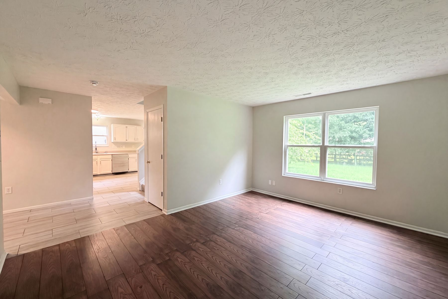 Property photo 3 of 4213 Mallard Dr
