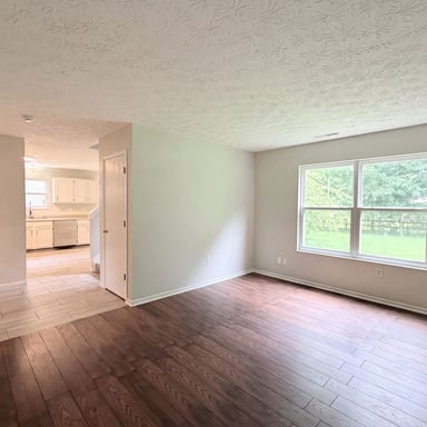 Property photo 3 of 4213 Mallard Dr