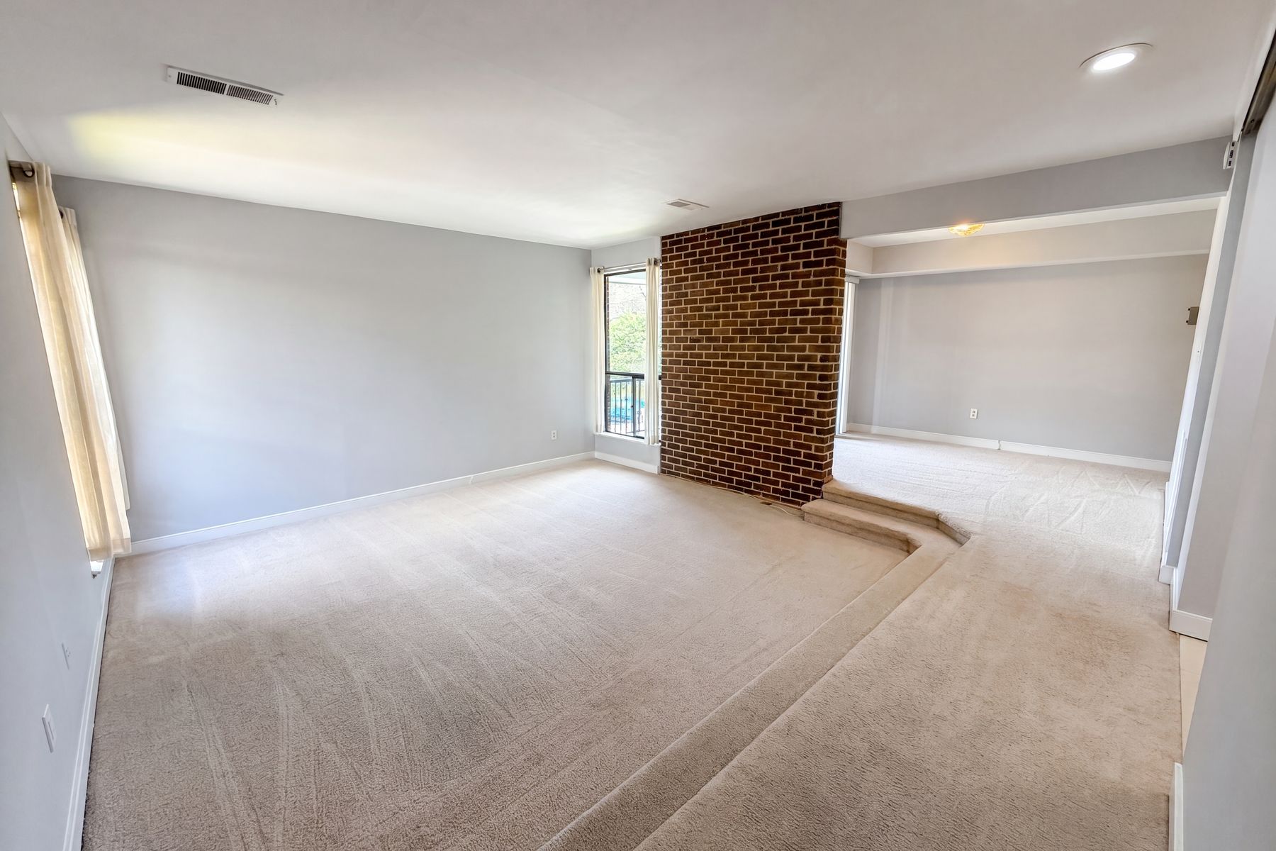 Property photo 3 of 9907 Blundon Dr Apt 302