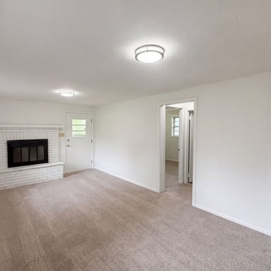 Property photo 3 of 508 Bromley Ln