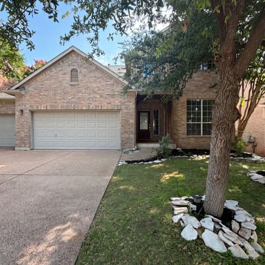 Property photo 1 of 2404 Danciger Ln