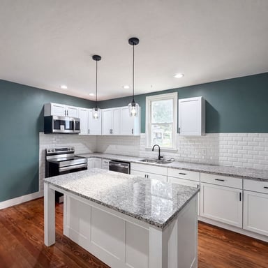 Property photo 2 of 423 N Missouri St