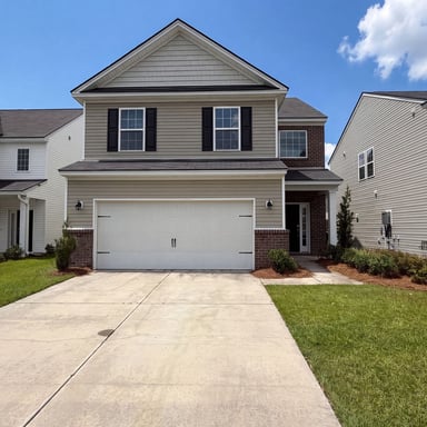 Property photo 1 of 747 Redbud Ln