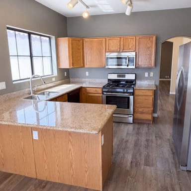 Property photo 2 of 8928 W Cherry Hills Dr