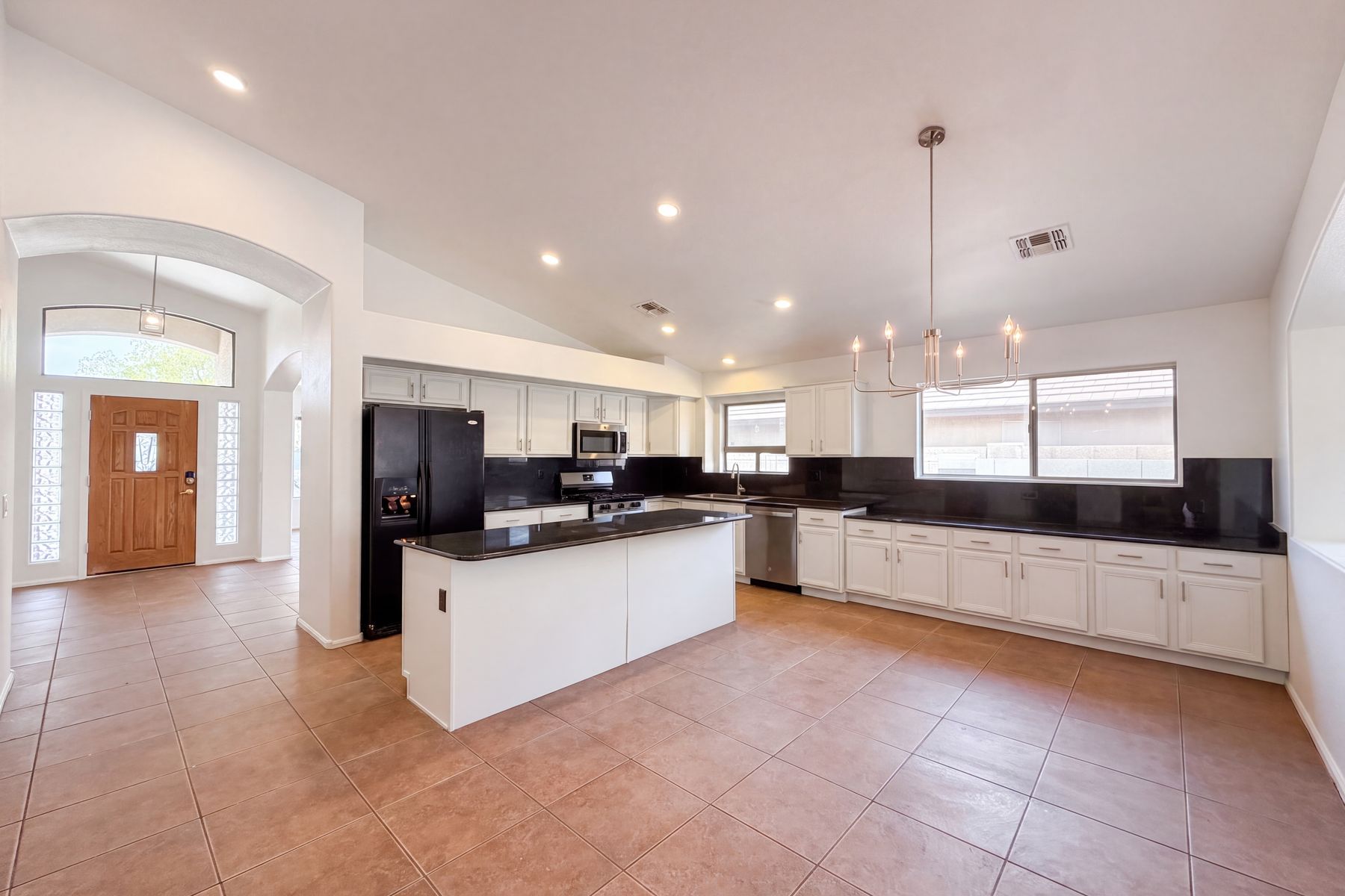 Photo 2 of 30 of 16735 W McKinley St, Goodyear, AZ