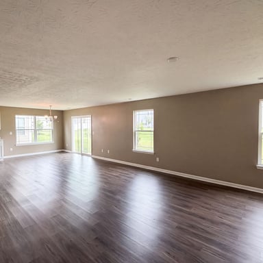 Property photo 3 of 8196 Alyssum Dr