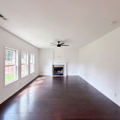 Property photo 3 of 791 W Glenview Dr