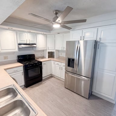Property photo 2 of 8223 Taunton Rd