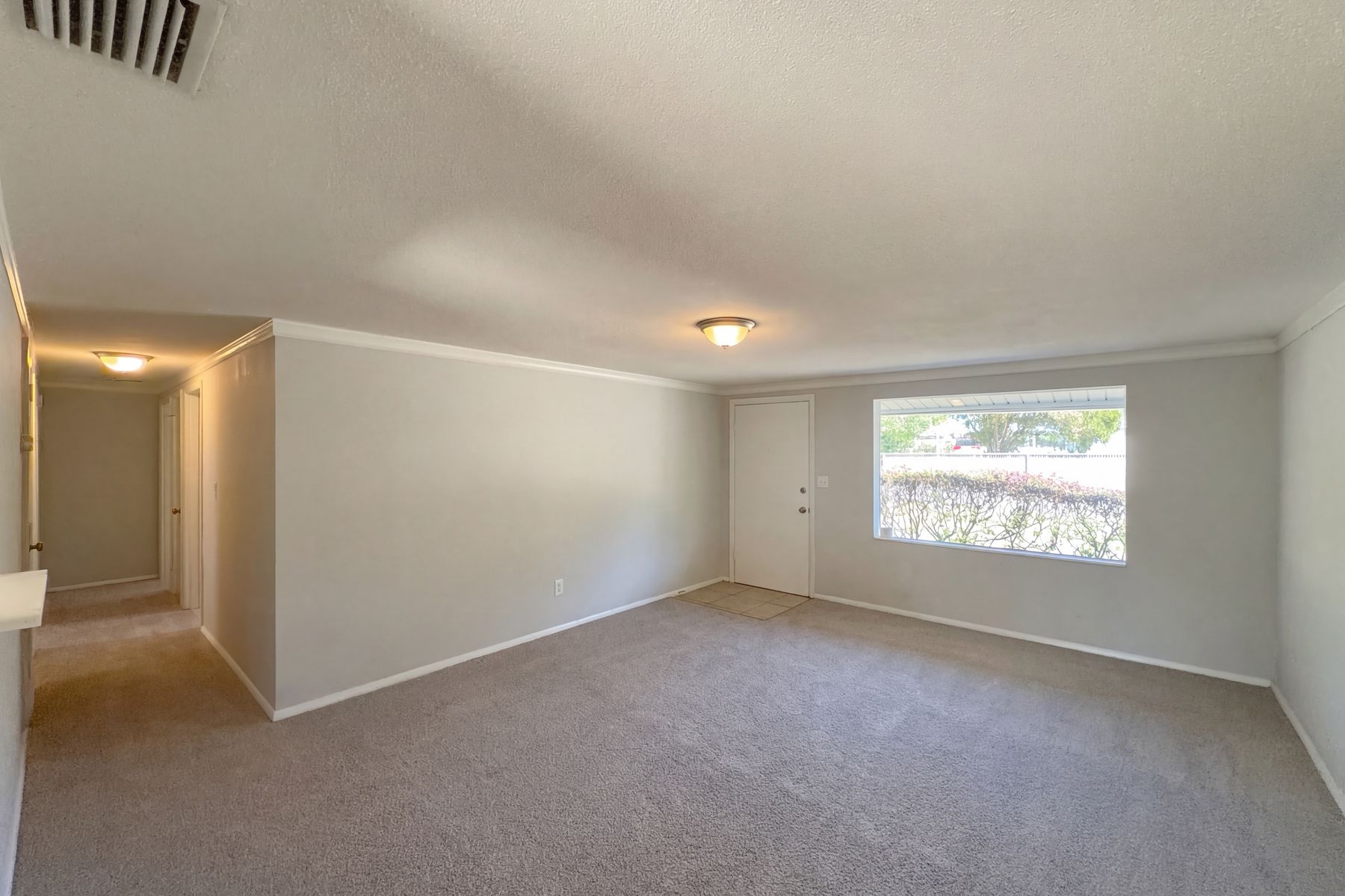 Property photo 3 of 1830 Bellgrove St