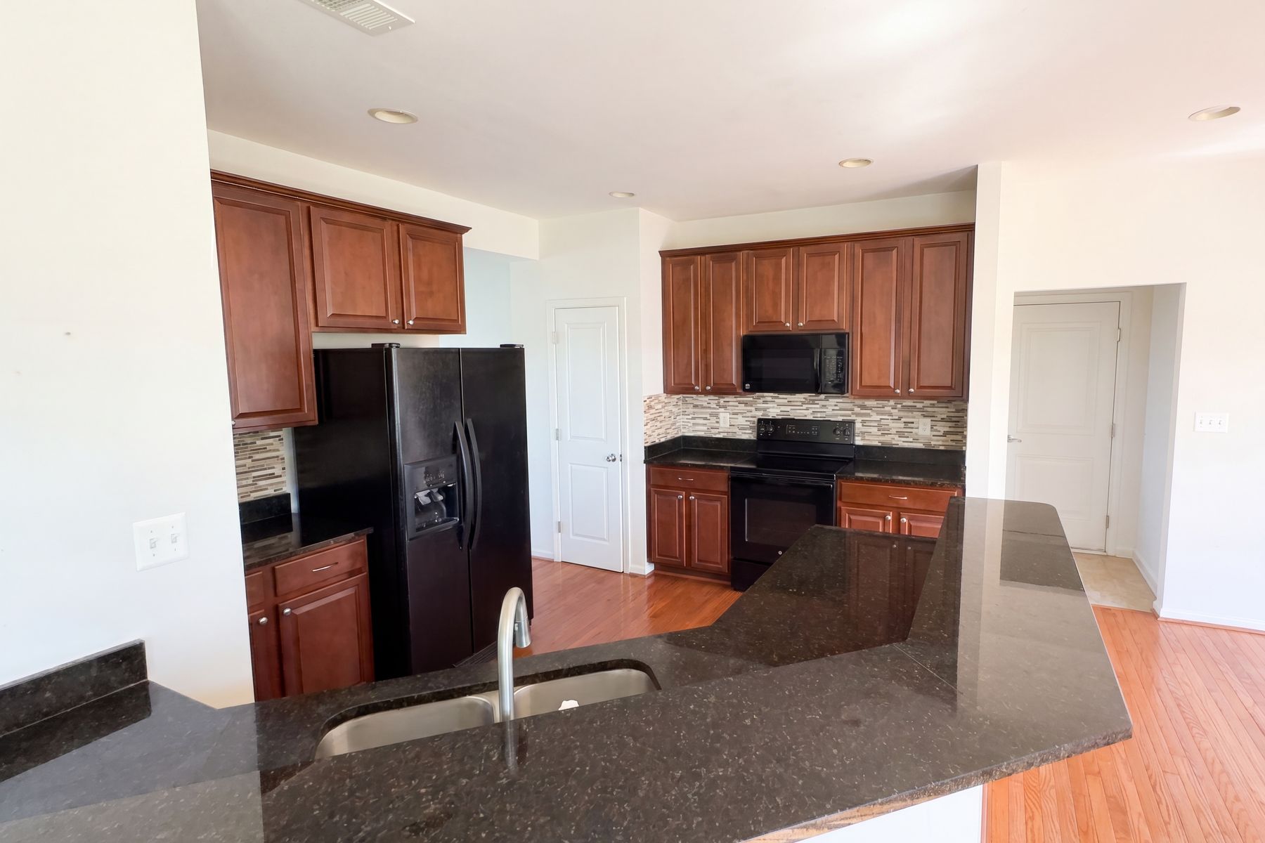 Photo 2 of 23 of 176 Bellflower Ln, Magnolia, DE