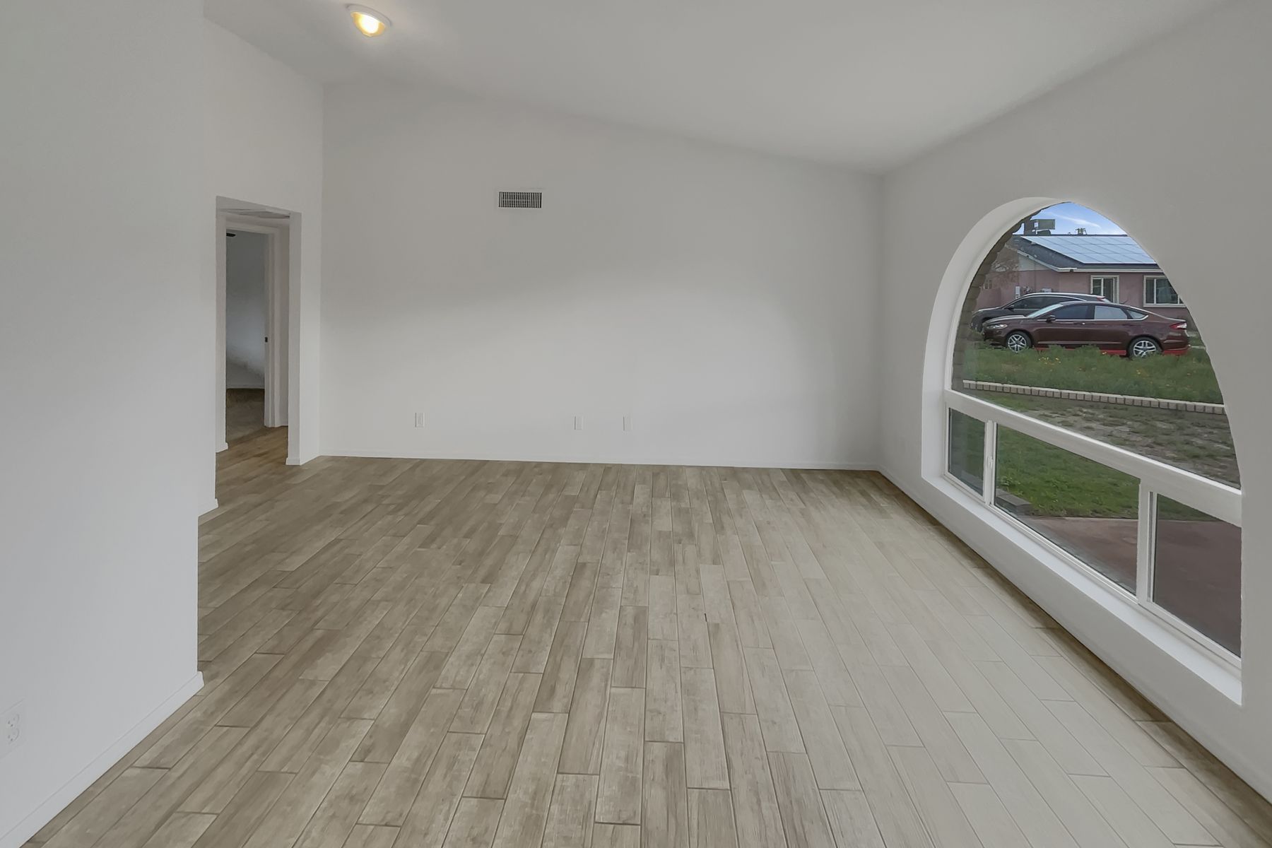 Property photo 3 of 13628 N 40th Dr