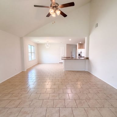 Property photo 3 of 3603 Indigo Forest St