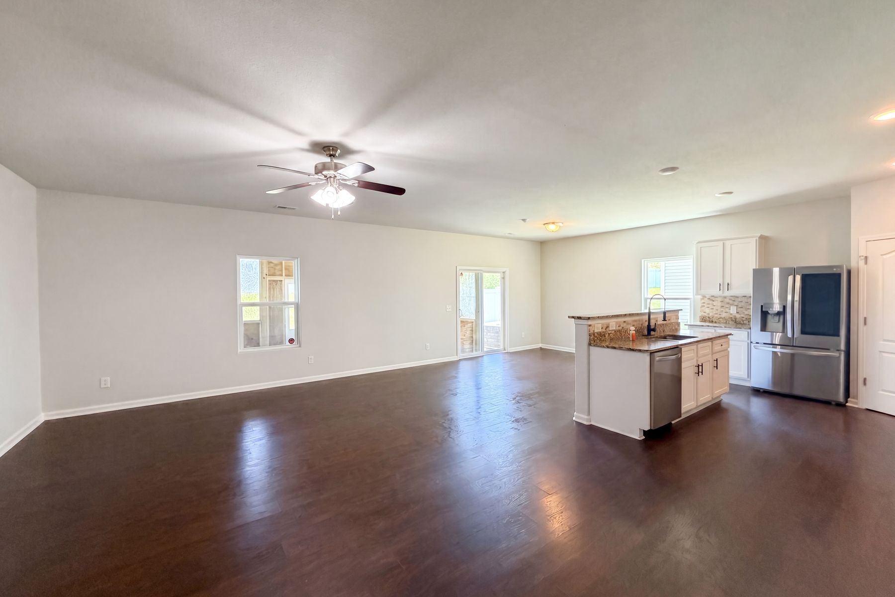 Property photo 3 of 4034 Rosfield Dr