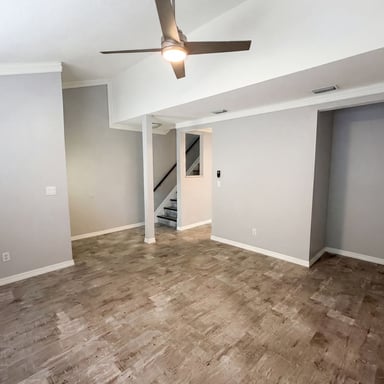Property photo 3 of 2308 S Park Ave