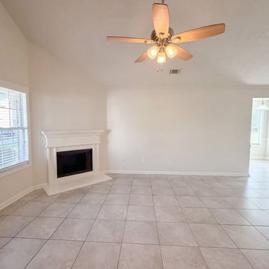 Property photo 3 of 6774 Fairfax Ct