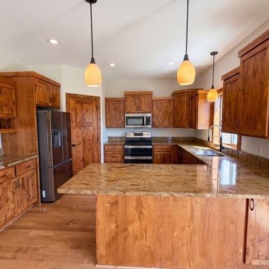 Property photo 2 of 3072 Nottingham Rd S