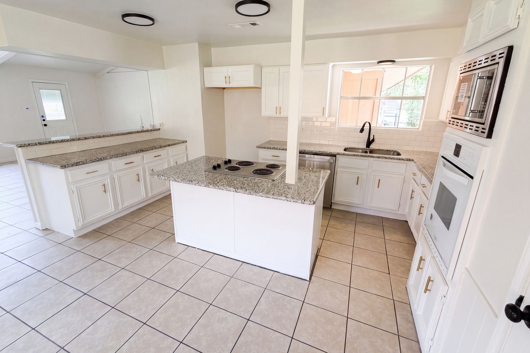 Photo 2 of 23 of 719 Equinox St, Crosby, TX