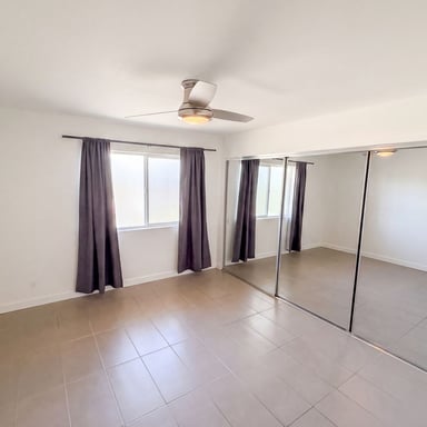 Property photo 3 of 5300 E Waverly Dr Apt H6