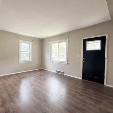 Property photo 3 of 6455 Norborne Ave