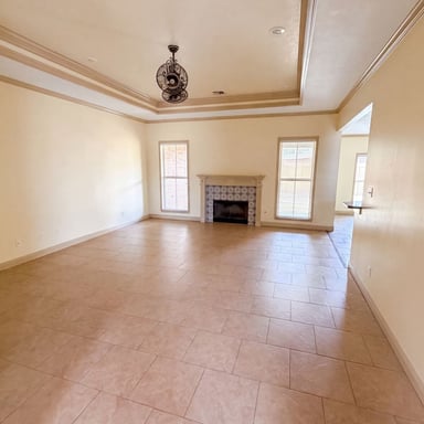 Property photo 3 of 7945 Laurelwood St