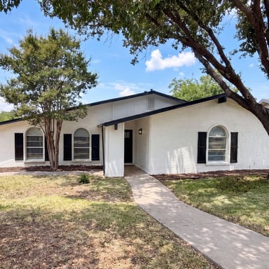 Property photo 1 of 3111 Windsor Rd
