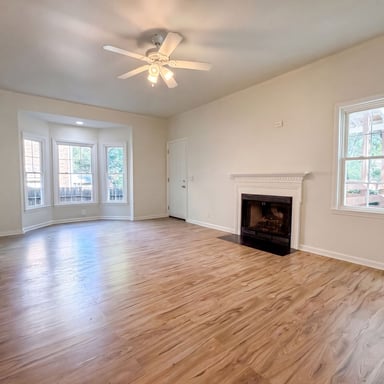 Property photo 3 of 1109 Mary Evelyn Ct